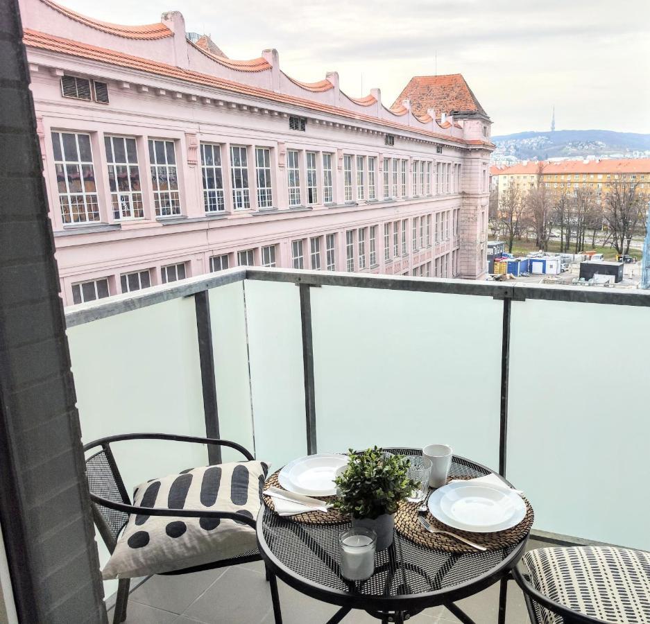 Yarn - Brand New - Free Parking - Balcony With City View - Central Shopping Mall Pressburg Exterior foto